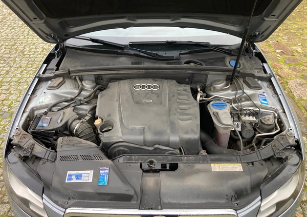 Audi A4 cena 33900 przebieg: 345000, rok produkcji 2011 z Ryn małe 67